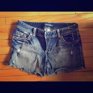 Maurice’s jean shorts size 18